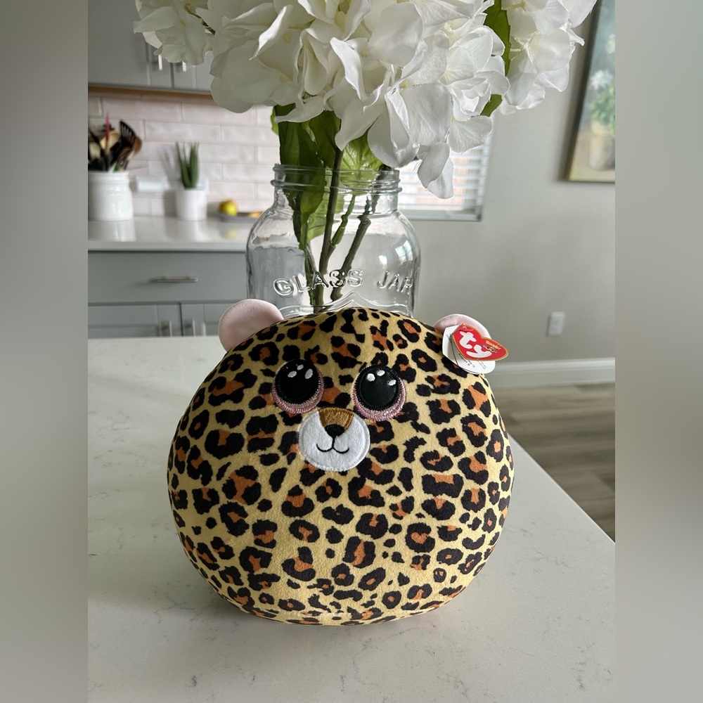 Livvie Leopard Squish Toy 8â